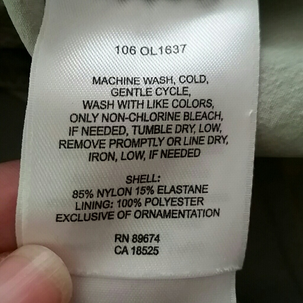 Women's Mountain Hardware Outdoor Pants - Picture 4 of 5